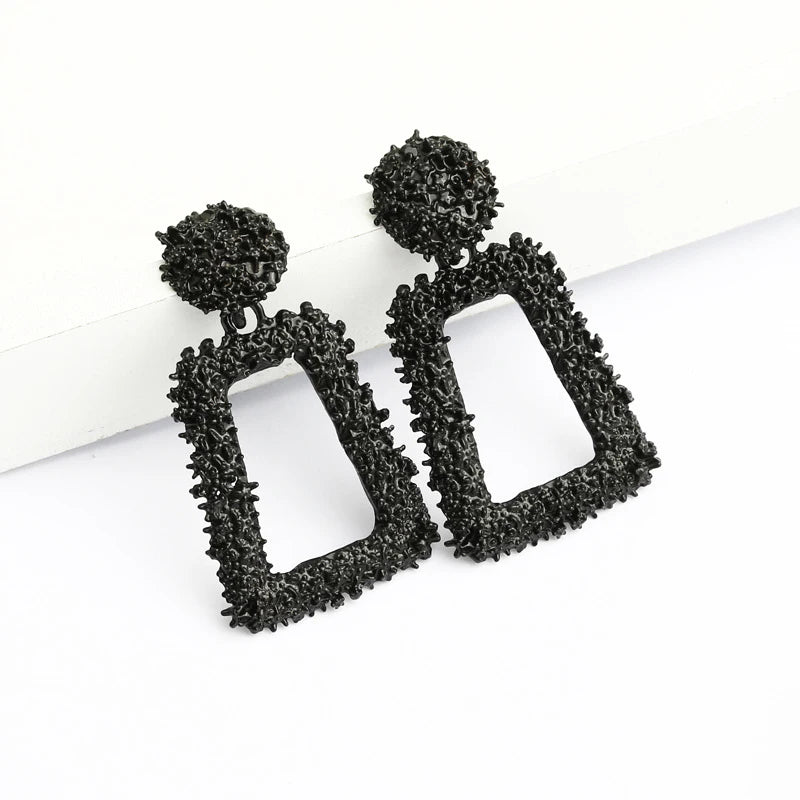 Hollow geometric trapezoid drop earrings