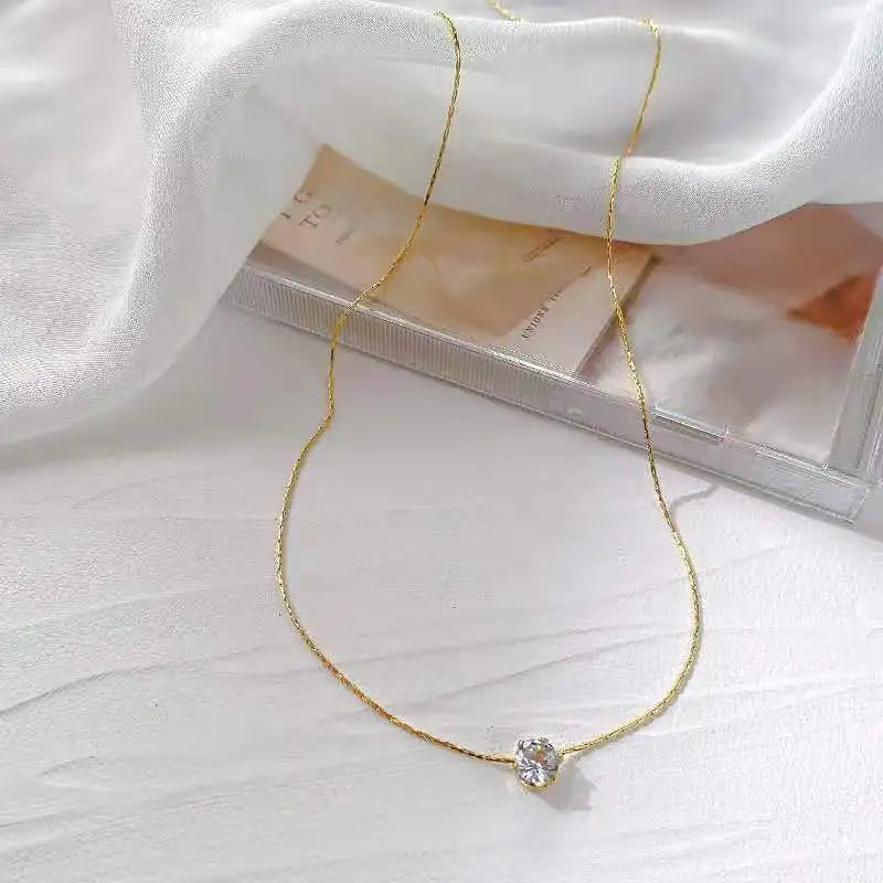 Minimalist Shiny Zircon Choker